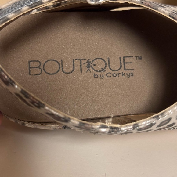 Corkys wedge sandals. - Picture 5 of 6